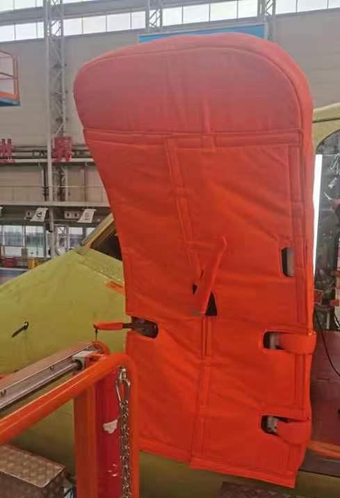 女子行動(dòng)隊(duì) 以專業(yè)制服為品質(zhì)把關(guān)，讓客戶安心無(wú)憂